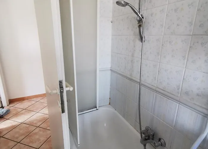 Apartament Don Bosco Near Metro A Rzym